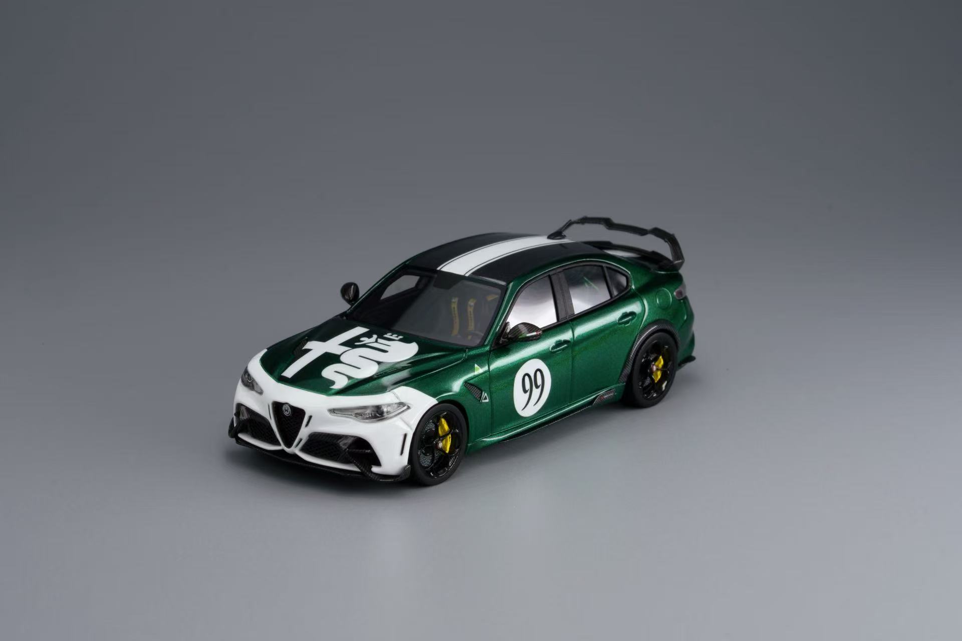 Cars' Lounge 车廊CL阿尔法·罗密欧Giulia GTAm 1:64树脂车模