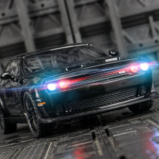 32仿真地狱猫合金车模汽车模型SRT挑战者玩具车送男友礼物道奇