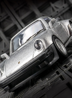 1:36仿真保时捷911 Turbo 1978款合金汽车模型双开门回力儿童玩具