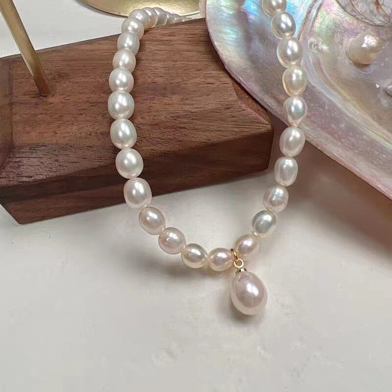 纯18K金镶嵌天然淡水珍珠项链女款轻奢小众高级感复古潮轻奢时尚