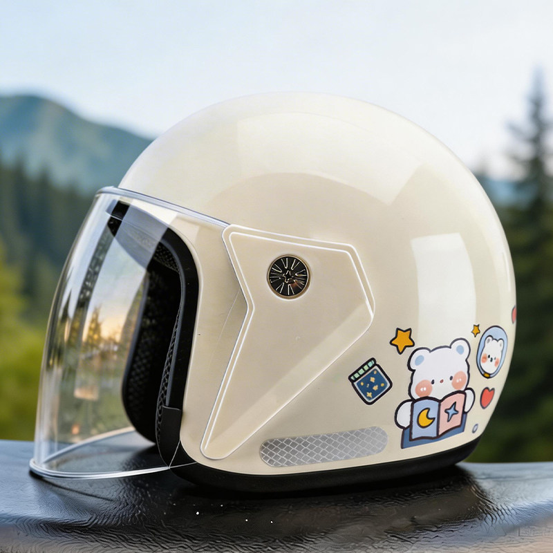 3C认证电动摩托车头盔男女四季通用盔夏季防晒防雨防雾全盔安全帽