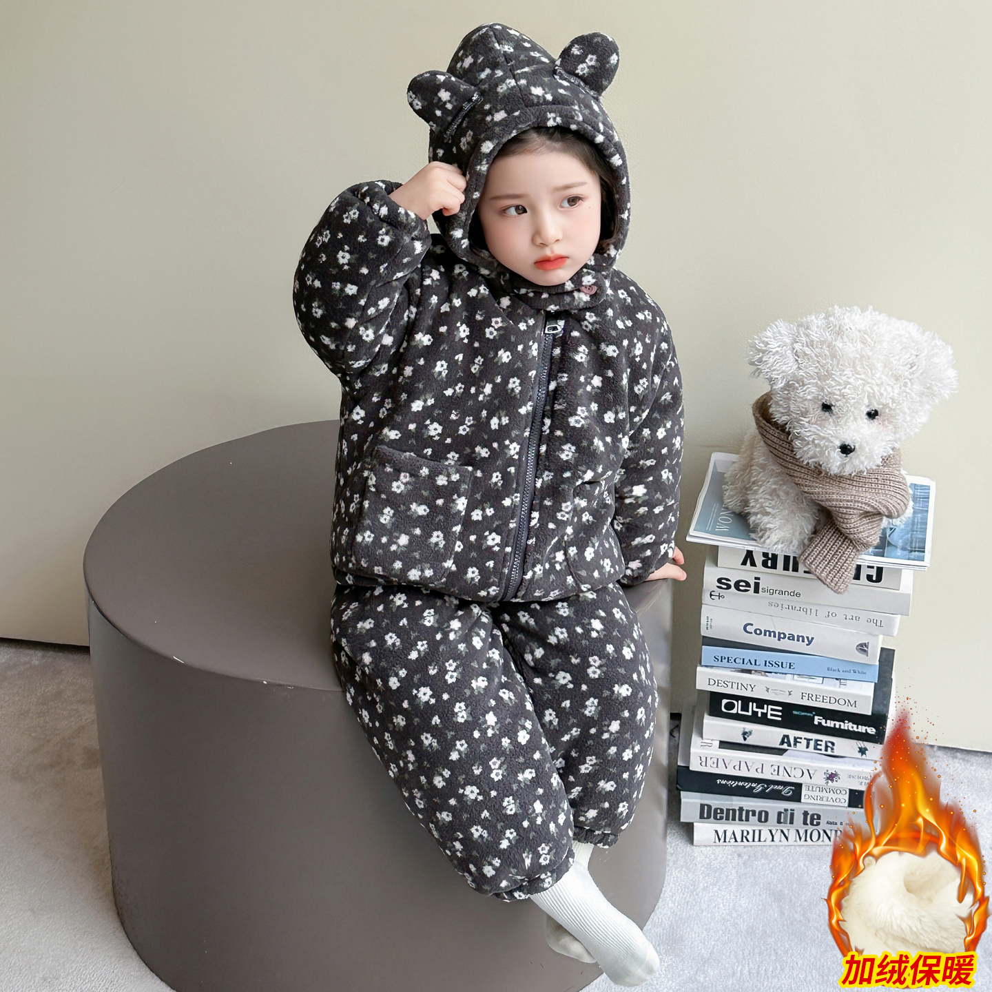 女童睡衣三层夹棉家居服套装