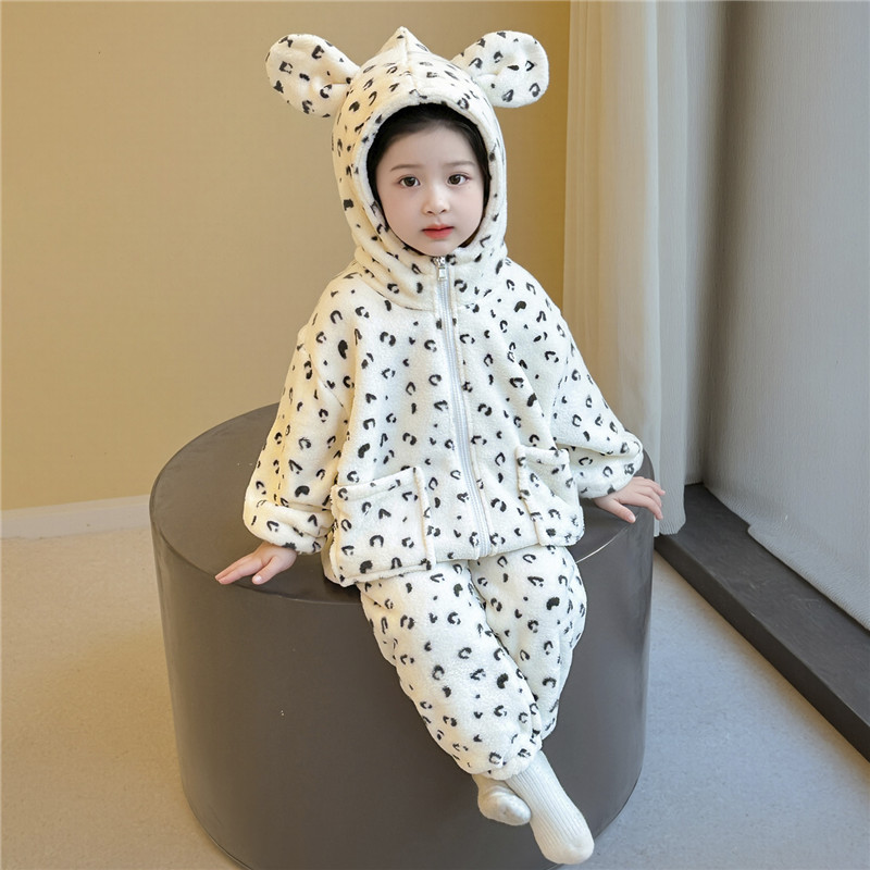 女童法兰绒睡衣套装秋冬款