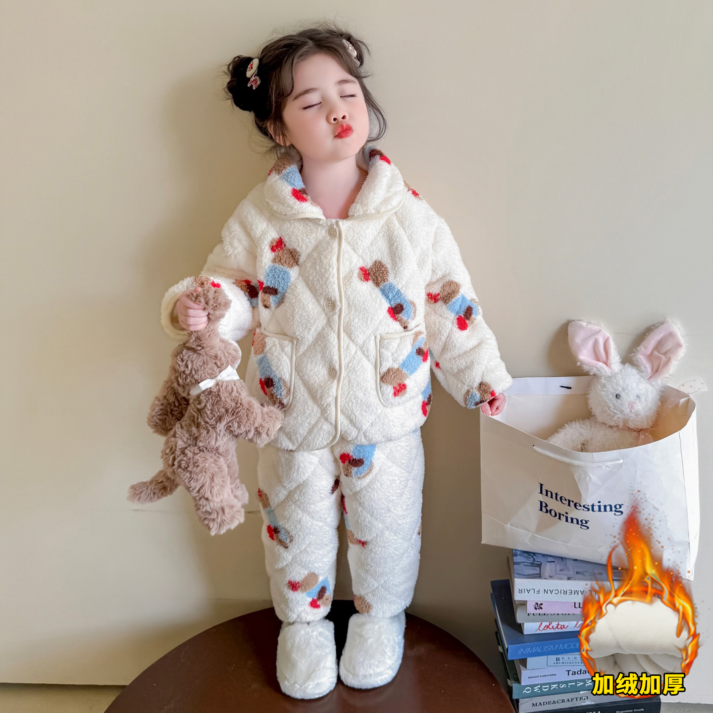 小女孩可爱三层加厚睡衣