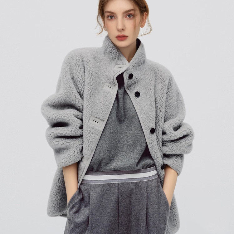 ED高领皮毛一体羊羔毛毛呢外套女
