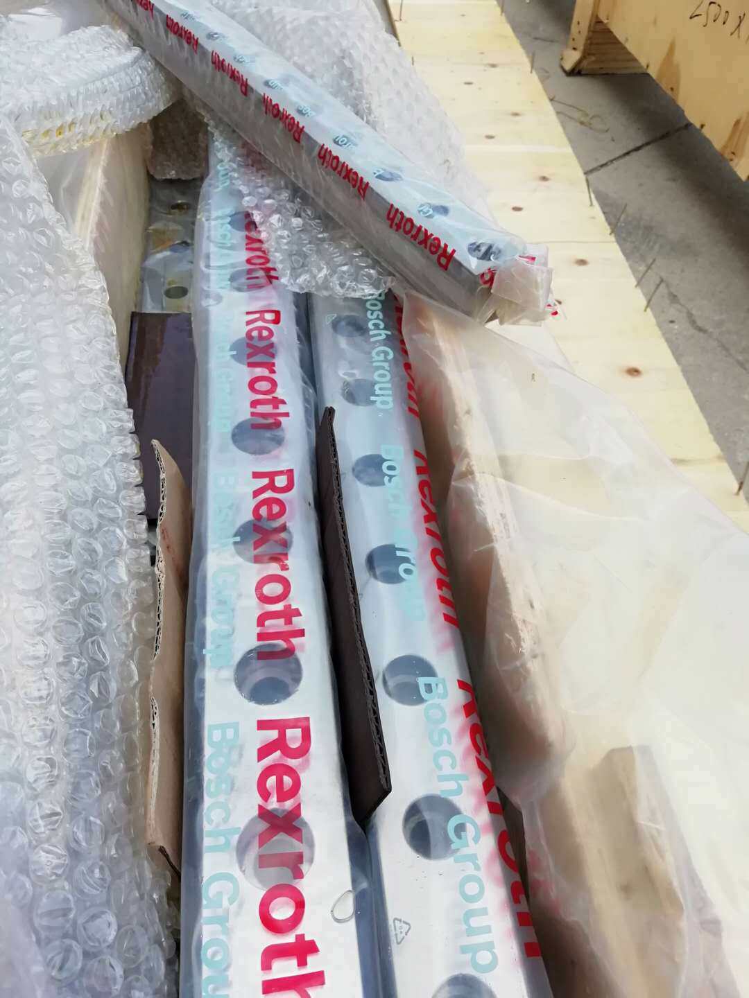 陆地室内机器人滑块R163129320R200122204R165382322