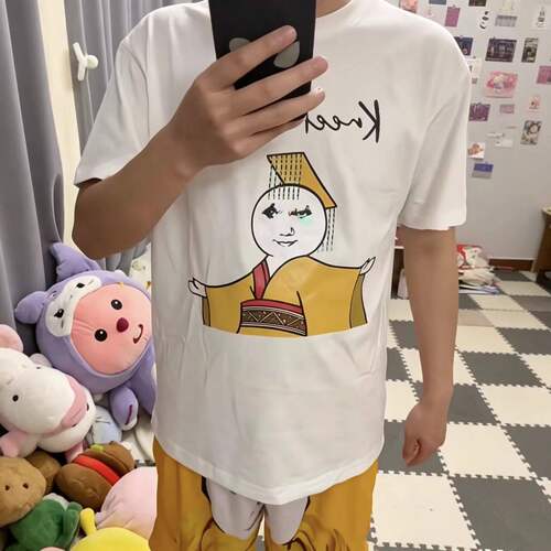 大胆龙图衣服轻拍亮灯眼睛会发光