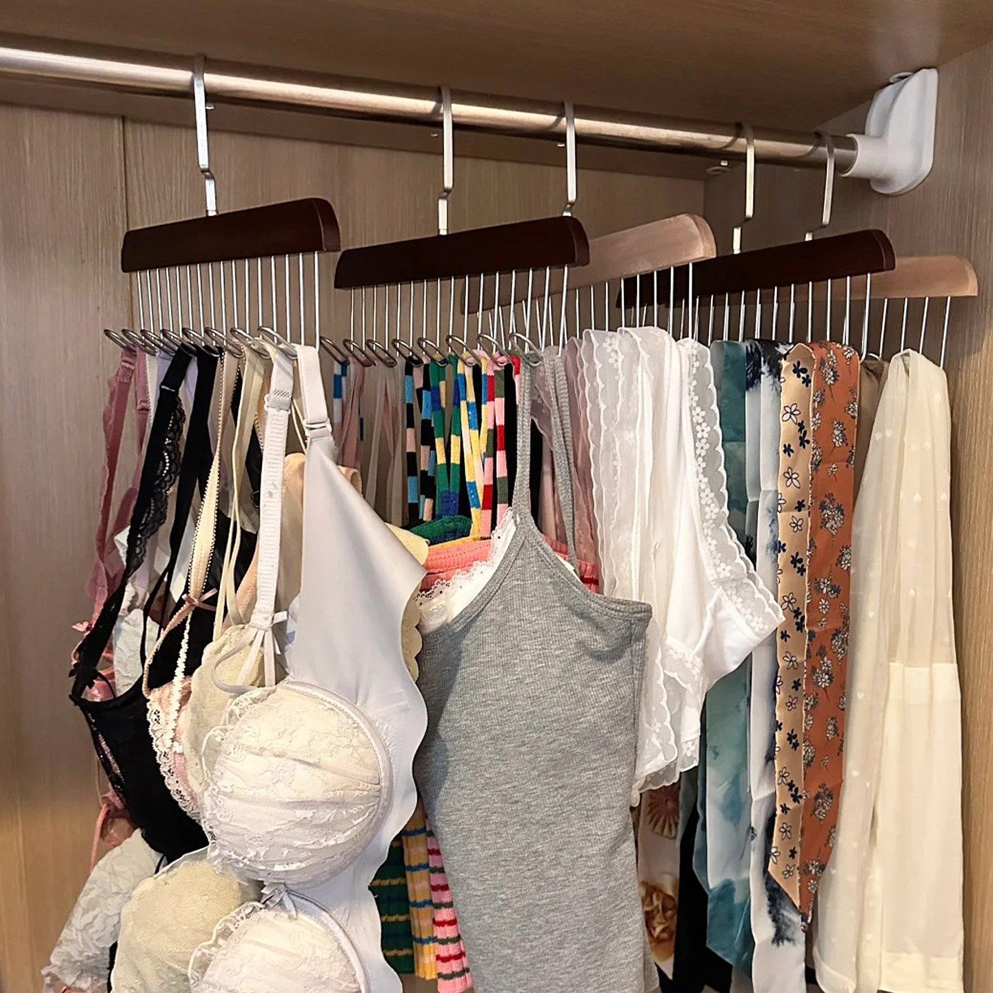 卧室实木衣架内衣内裤专用衣架木质背心收纳家用挂钩式晾衣架,收纳整理,木质衣架,淘宝优惠券,粉丝福利购,淘宝优惠卷