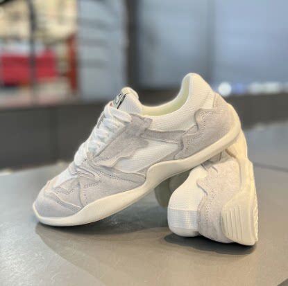 青少年轻便运动软底阿甘德训鞋