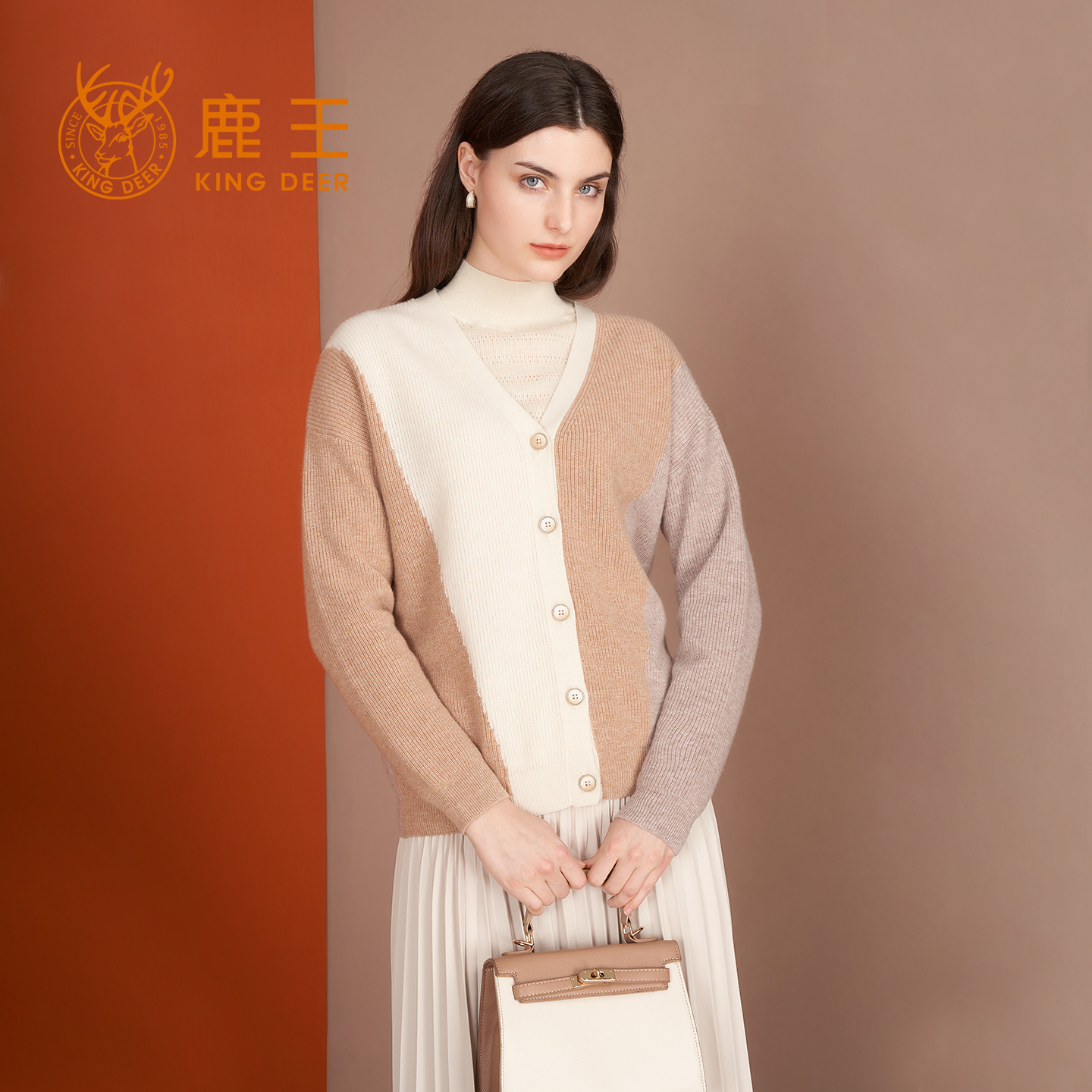 羊绒开衫女士V领单元宝组织