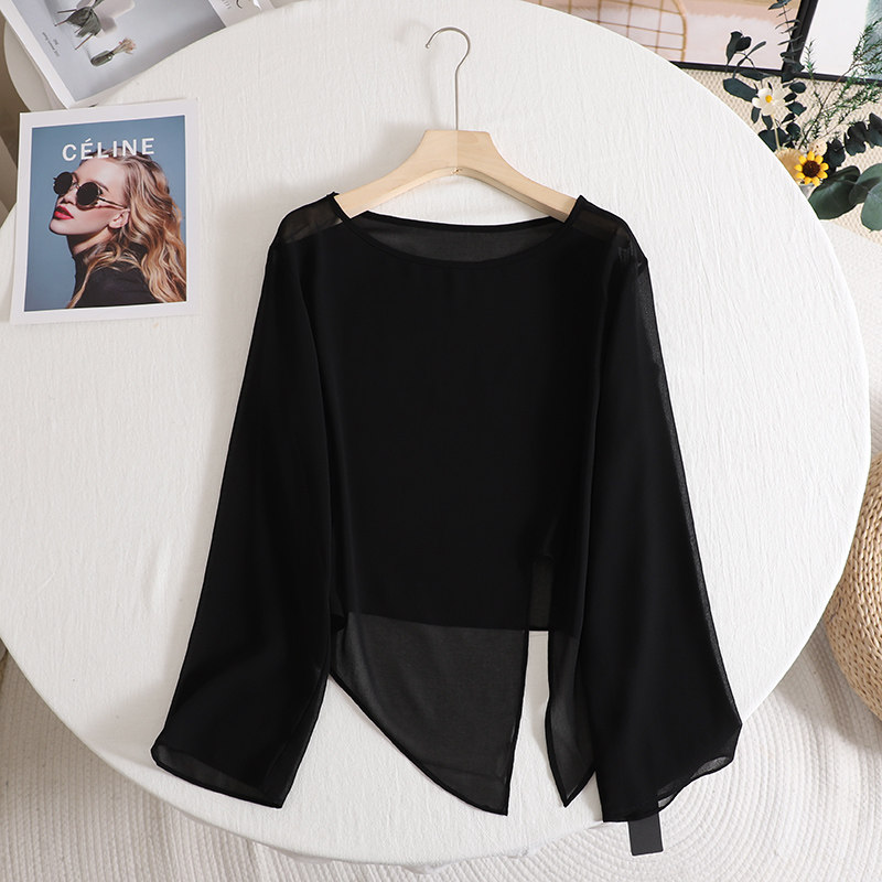 艾の2024夏季新款薄款一字领显瘦气质通勤百搭圆领黑色防晒罩衫