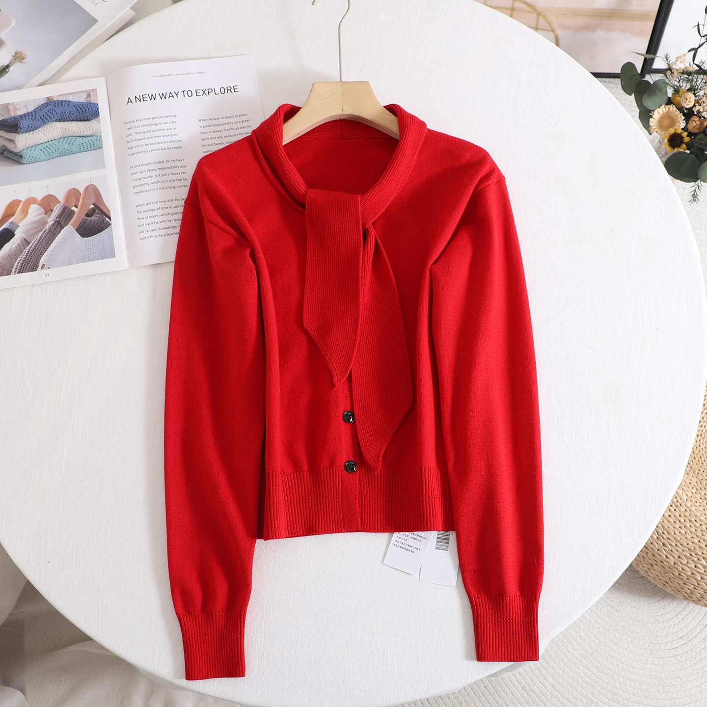 氛围感新年红色针织衫气质显白