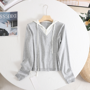 假两件连帽针织衫2025秋季新款韩系小众撞色拼接灰色百搭显瘦上衣