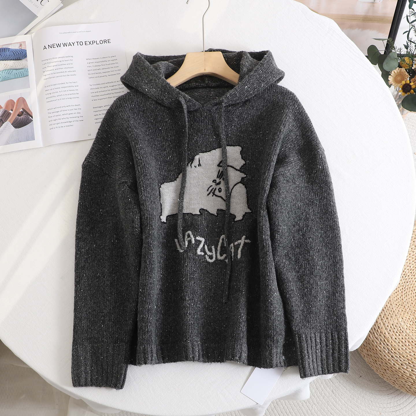 甜美卡通连帽猫咪针织衫毛衣