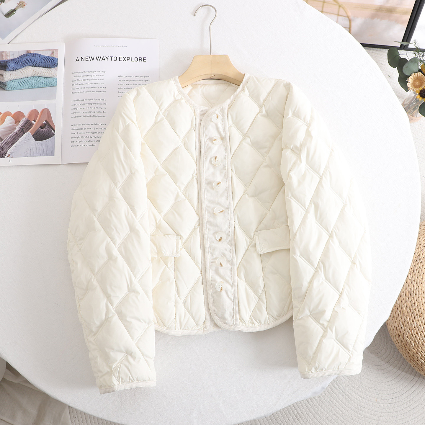 香风设计感宽松显瘦米色羽绒服