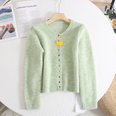 显白清新浅绿毛衣外套2025冬季新款精致彩色纽扣花纱圆领针织开衫