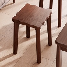 实木凳家用备用餐桌化妆梳妆凳结实耐用新中式方凳凳子可叠放凳子