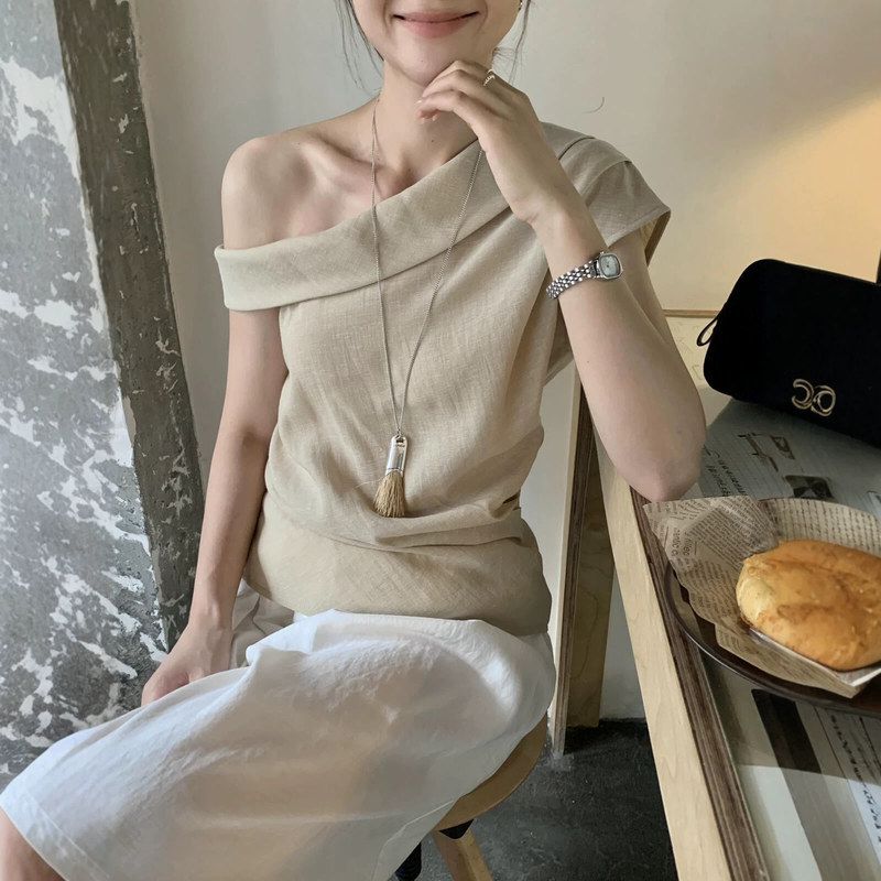 MISS密思家夏季韩系气质温柔小女人收腰显瘦一字领短袖小衫W69089