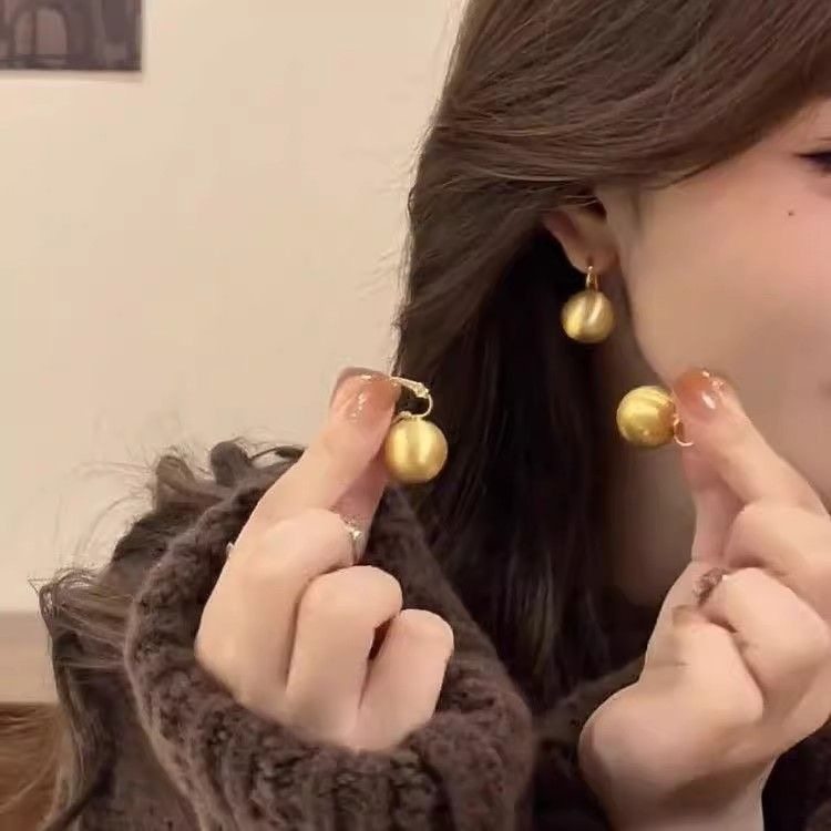 铜合金耳饰新款时尚简约百搭女气质耳钉耳饰轻奢高级感锆石耳扣,饰品/流行首饰/时尚饰品新,耳环,淘宝优惠券,粉丝福利购,淘宝优惠卷