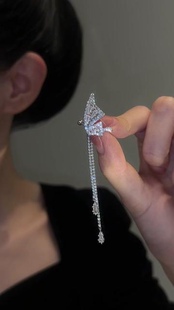 满钻精灵蝴蝶耳骨夹超仙流苏镶钻长款耳夹时尚无耳洞高级翅膀耳饰