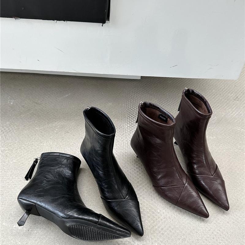尖头细跟拼接短筒靴韩拉玛法式