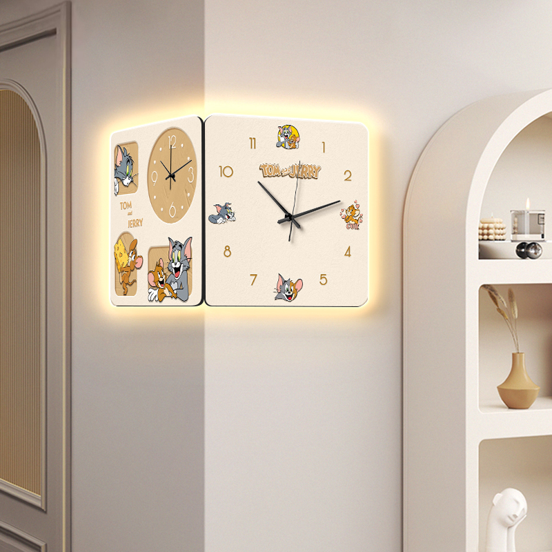 猫和老鼠转角客厅挂钟2024x新款双面拐角时钟挂墙家用创意时钟壁