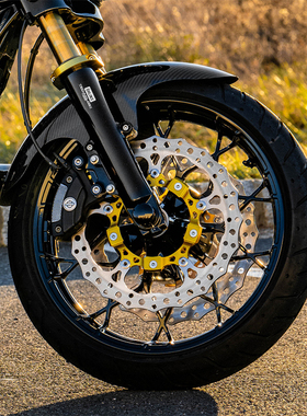 哈雷大道公路滑翔改装14寸加大刹车盘阿伦奈斯大五孔金黑色带支架