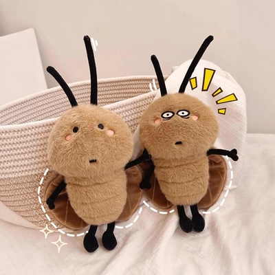 送闺蜜一个可爱的南方小强挂件～