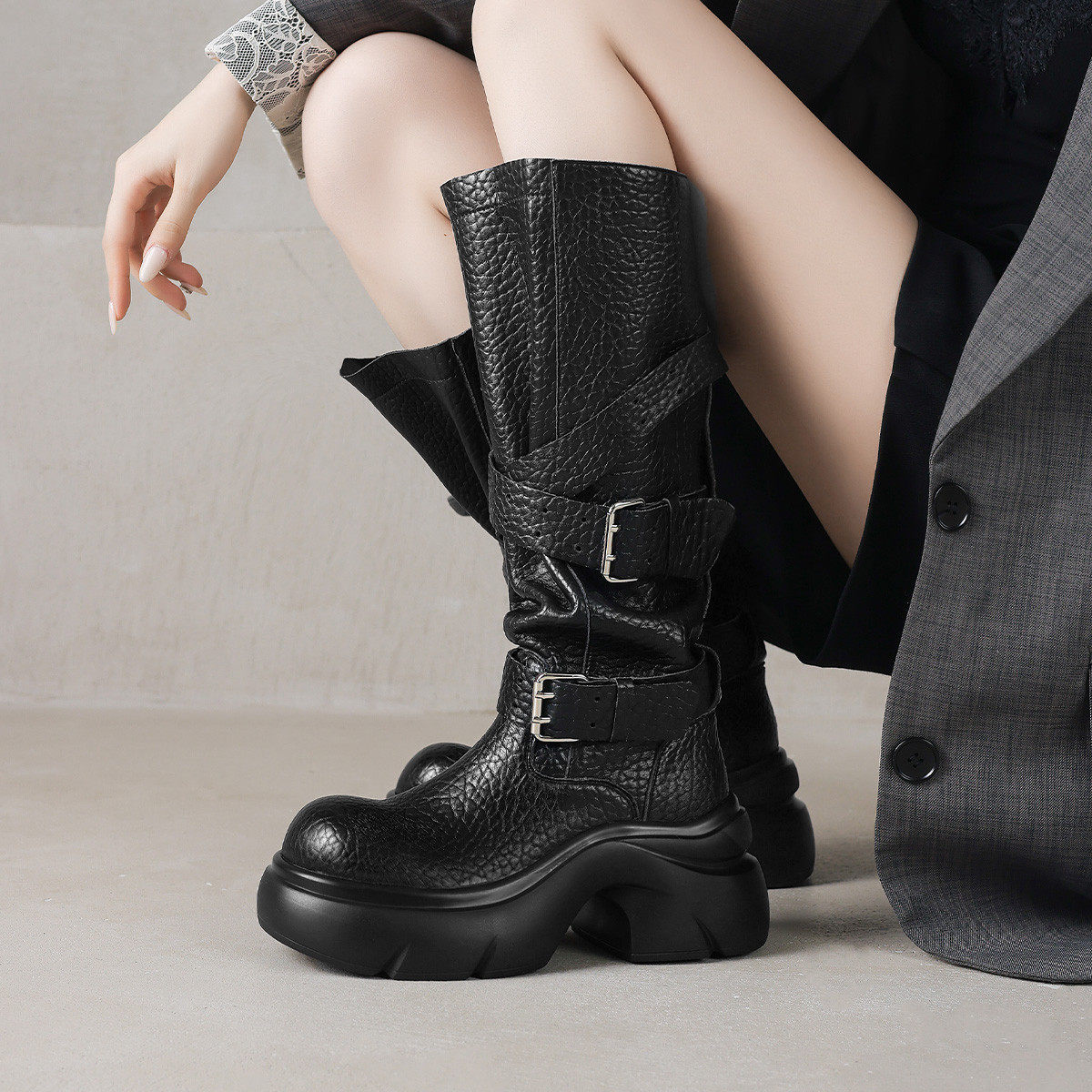 圆头女靴粗跟高筒靴英伦风厚底女鞋子高级感潮流女靴时尚骑士靴女
