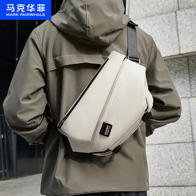 马克华菲斜挎包机能斜挎包胸包