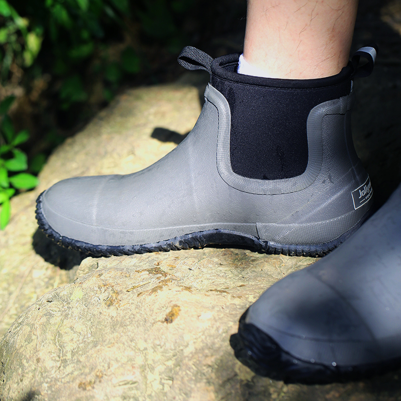 非常行四季通用防滑耐磨橡胶男鞋