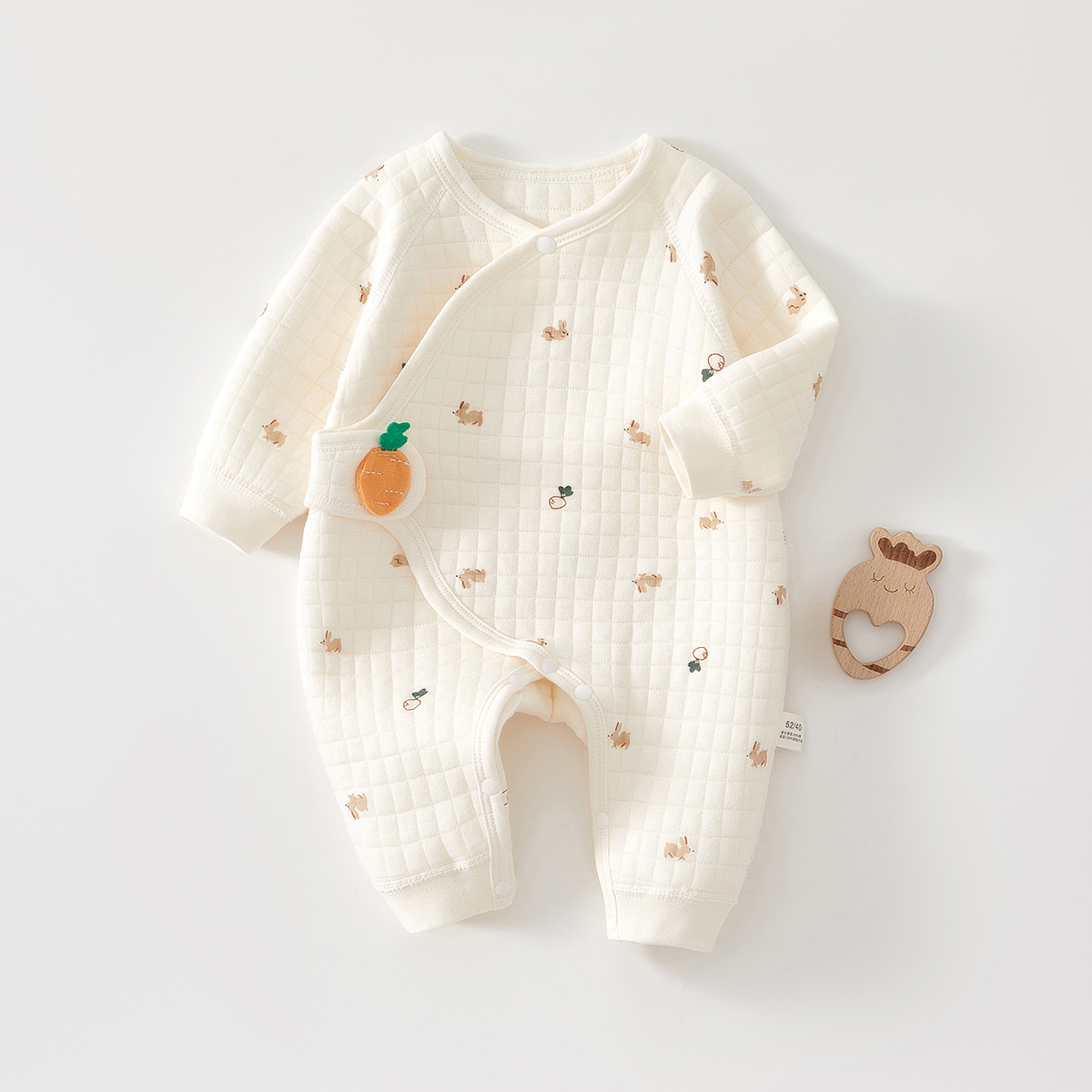 三层夹棉保暖衣，无骨A类衣服