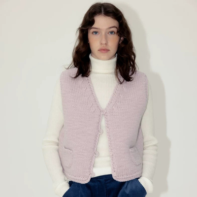 扣子通勤短款V领羊毛马夹