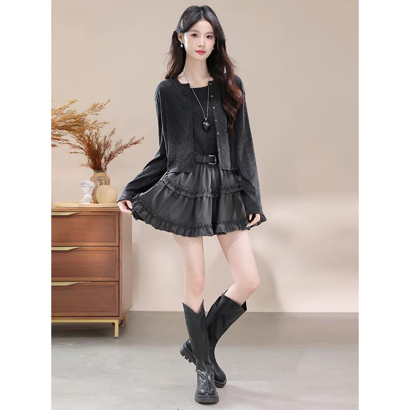 ROUMIKL长袖开衫外套背心连衣裙两件套女秋冬巨好看的早秋一整套