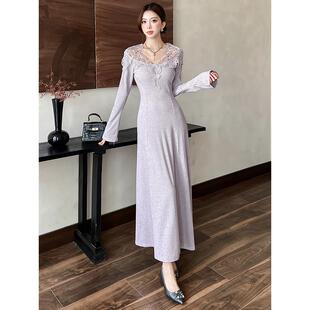 ROUMIKL温柔氛围感韩系蕾丝v领针织连衣裙女秋冬优雅气质巨好看的