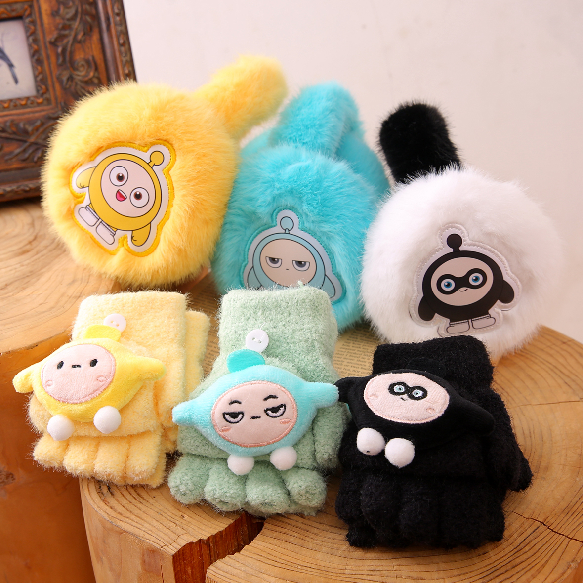 2025新款儿童手套耳罩冬季保暖女