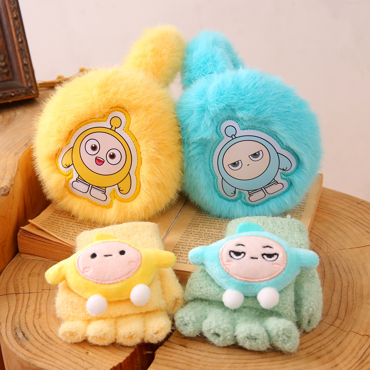 儿童手套耳罩冬季保暖半指翻盖女孩男半截3-6岁8学生写字可爱卡通