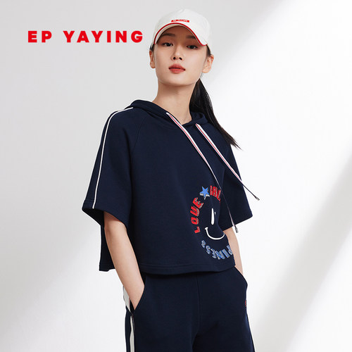 抽绳短袖连帽卫衣雅莹休闲