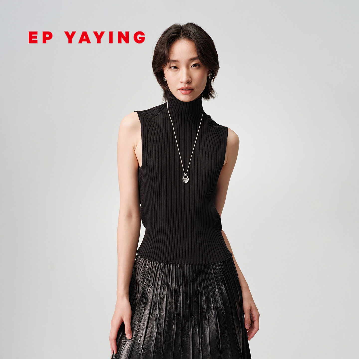 EP雅莹无袖针织衫女 莱赛尔黑色半高领上衣 2026夏装新品9011A