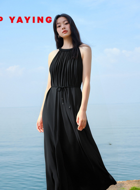 EP雅莹2025春季新款女装 压褶系带收腰背心连衣裙无袖小黑裙4228A