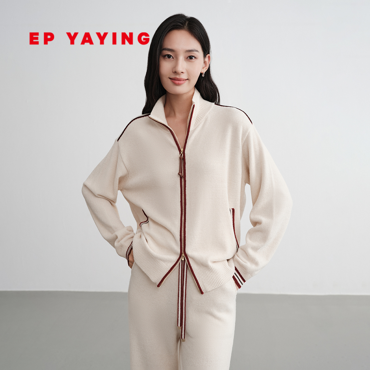 EP雅莹桑蚕丝丝绒针织外套