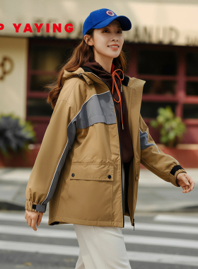 EP雅莹2025冬装新款 机能口袋工装风拼接连帽羽绒服外套女Y905A