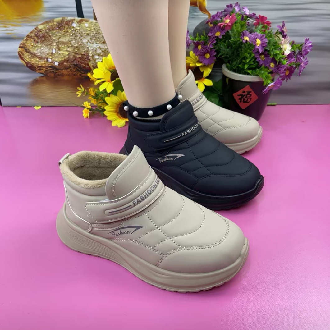 2025新款老北京布鞋女鞋冬季加绒保暖棉鞋中老年妈妈鞋防水防滑