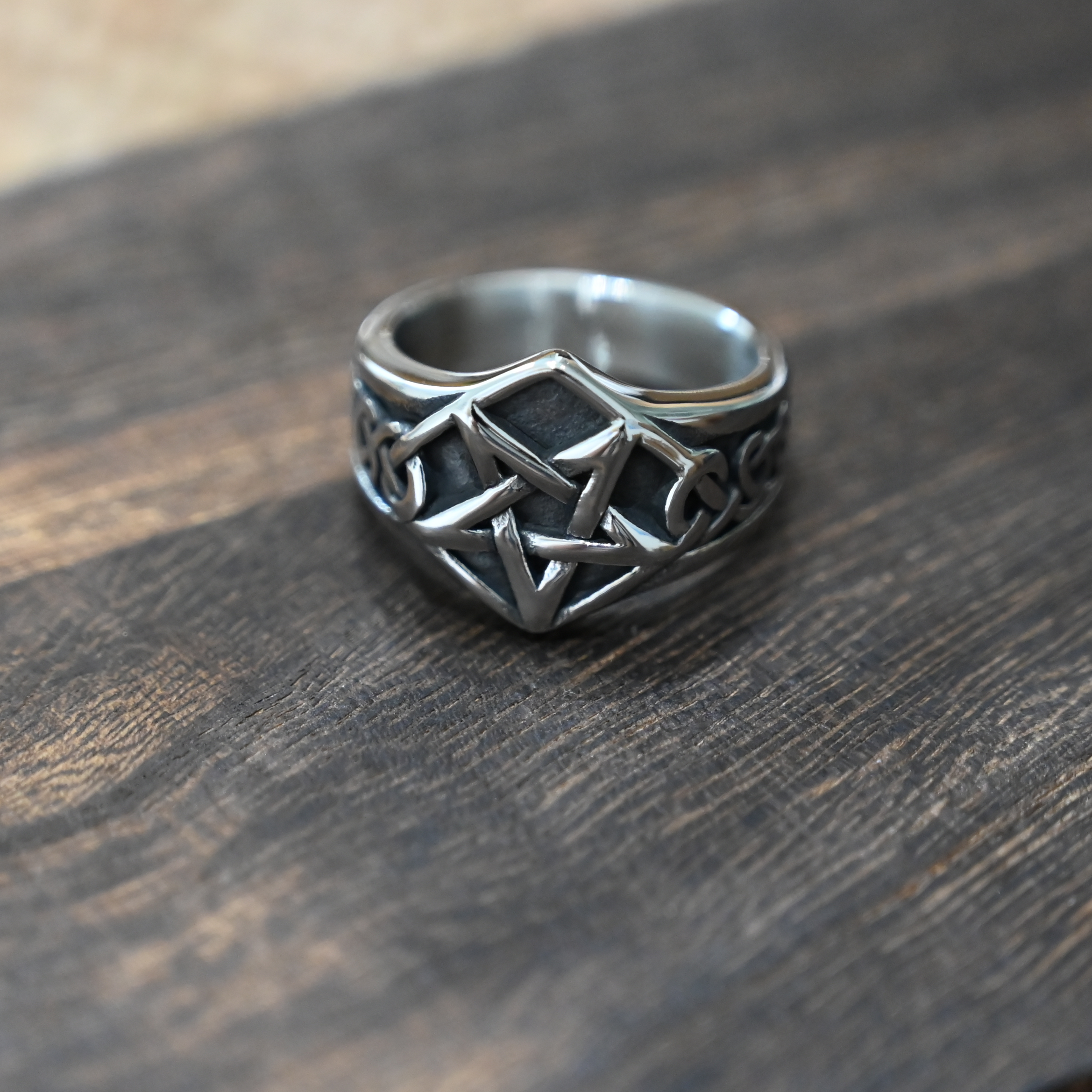 朋克个性欧美风潮流钛钢戒指饰品