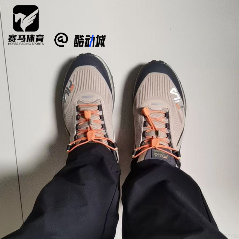 斐乐3ALYNX1+山猫鞋舒适跑步鞋