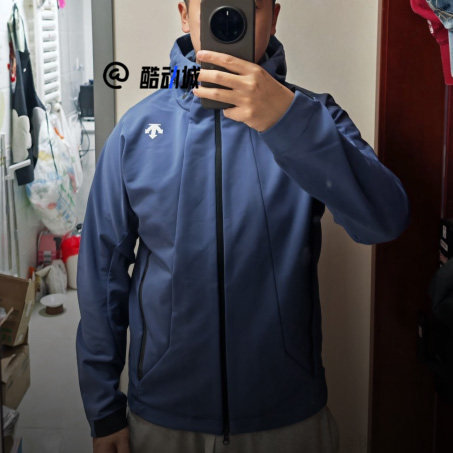 迪桑特TRAINING防风保暖加绒夹克