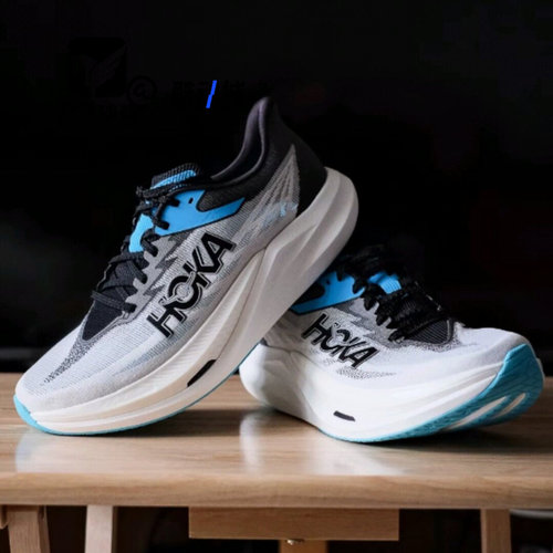 HOKARocketX灰黑色休闲跑步鞋