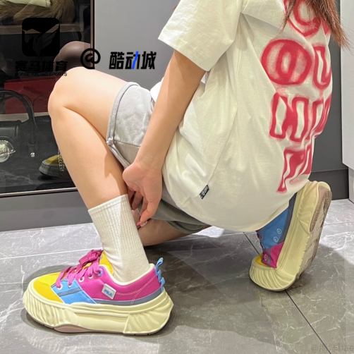 斐乐川行鞋女子帆布鞋运动休闲鞋