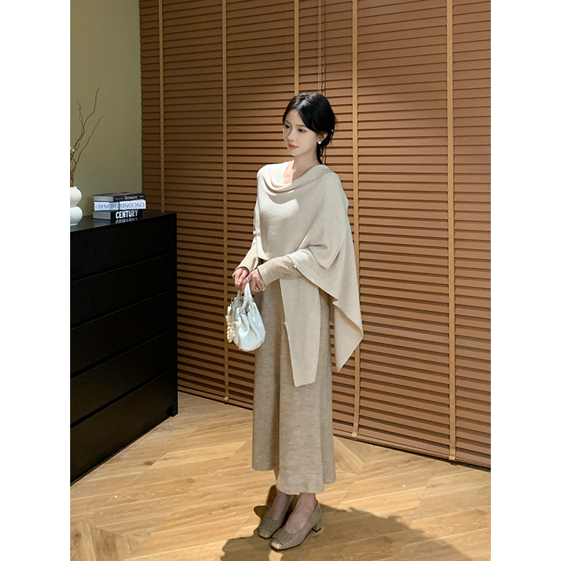 SHAOER 【秋日序曲】 秋季上新时尚披肩+连衣裙套装 S725Z14780