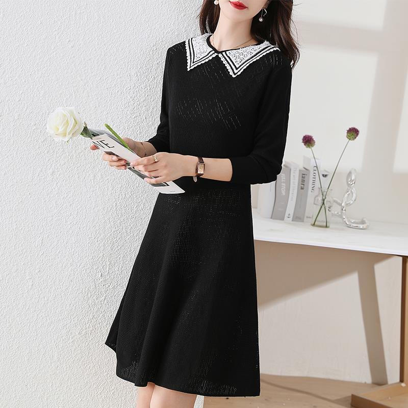 ROUMIKL收腰显瘦a字小黑裙春冬2025年新款女娃娃领长袖针织洋装子